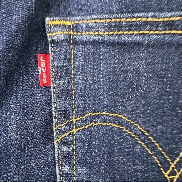 Levi's High Rise Denim Jean Shorts Size 26 - Picture 5 of 9